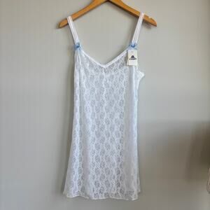 NEW b.tempt'd by Wacoal Lace Kiss Chemise Slip Dress White Lace Blue Bows Size M